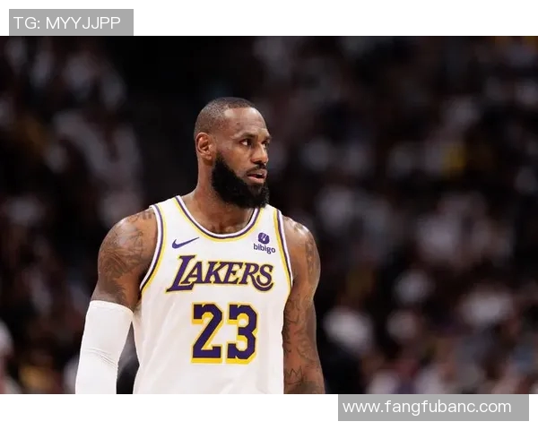 詹姆斯畅谈足球巨星故事展现跨界体育精神与榜样力量 詹姆斯畅谈足球巨星故事展现跨界体育精神与榜样力量