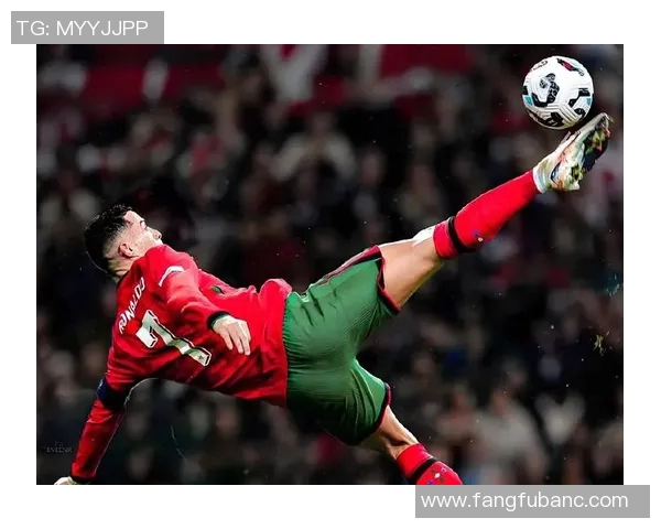 八号球服下的足球传奇 星光闪耀的绿茵场英雄们